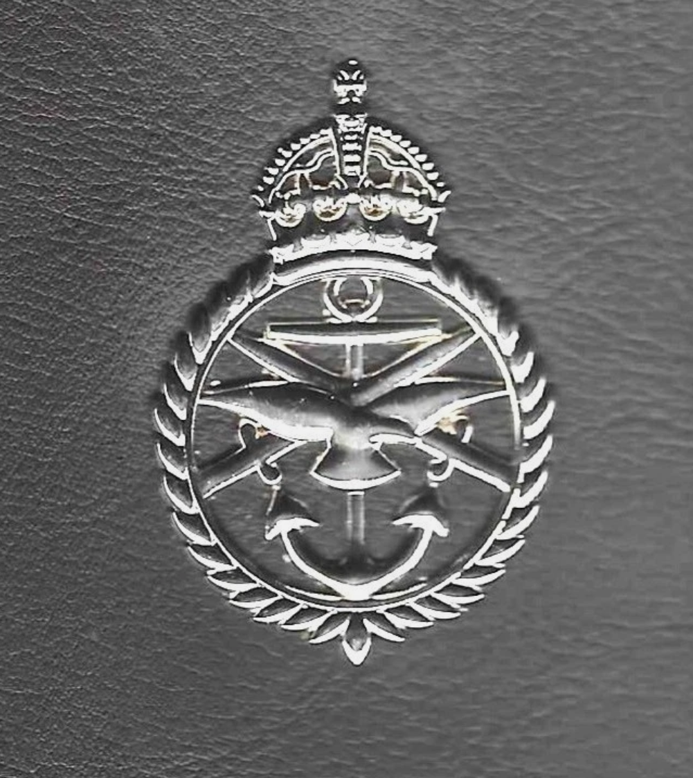 UK Armed Forces MOD90 ID Card Holder - Black Leather Wallet - Image 3